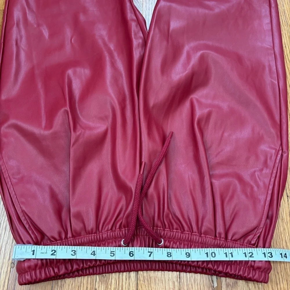 Zara Red High Rise Faux Leather Relaxed Fit pull on Preppy Jogger Pants XS/W26